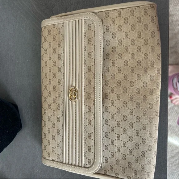 Gucci Elegant Cream Designer Women's Bag - Picture 1 of 6